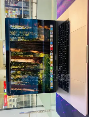 New Laptop Apple MacBook Pro 2019 32GB Intel Core i9 SSD 512GB