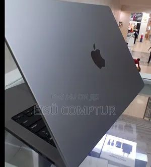 New Laptop Apple MacBook Pro 2021 M1 32GB Apple M1 Max SSD 512GB