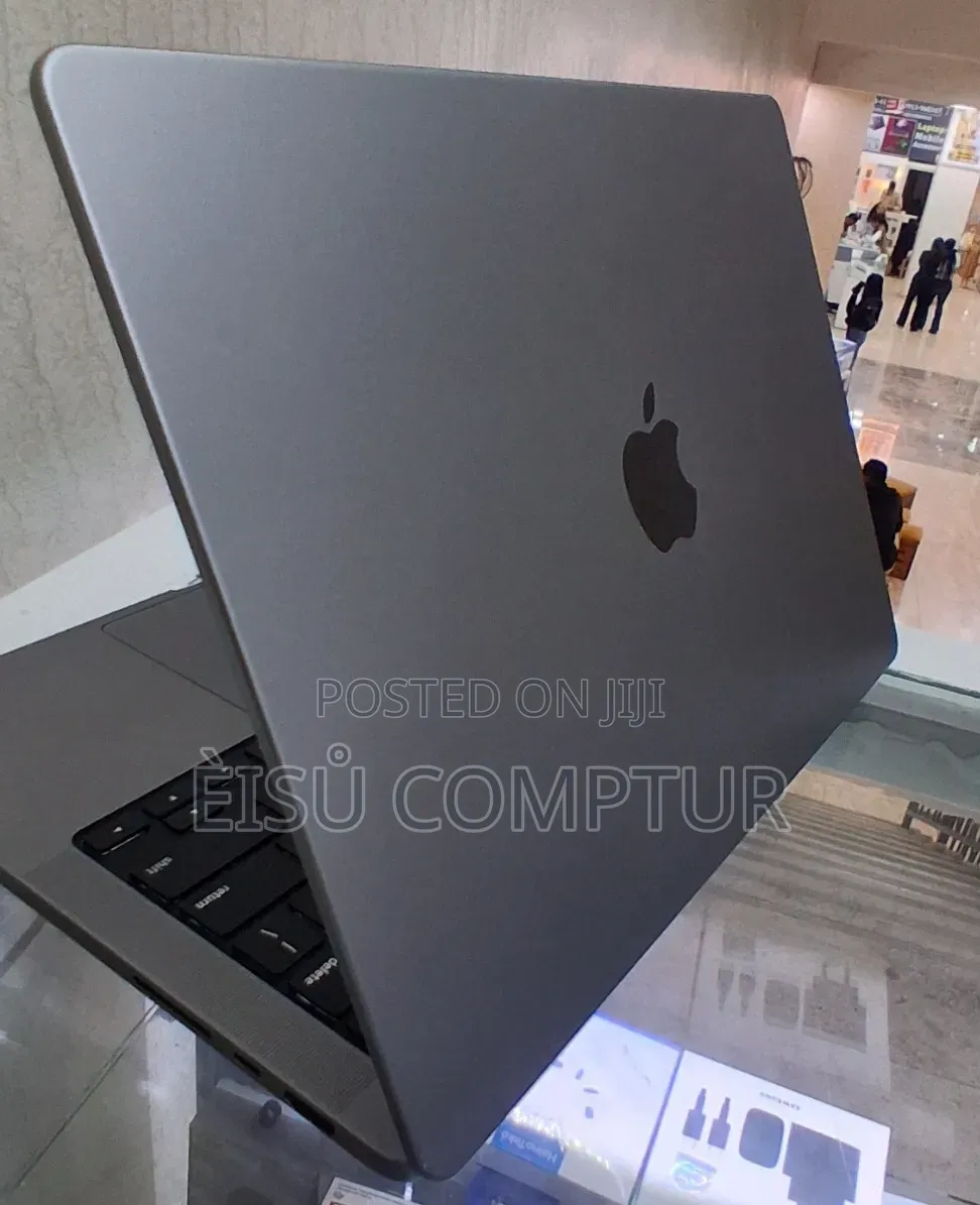 New Laptop Apple MacBook Pro 2021 M1 32GB Apple M1 Max SSD 512GB