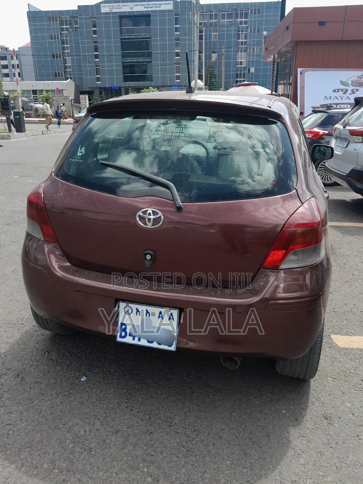 Toyota Yaris Base Hatchback 3dr 2010 Burgundy