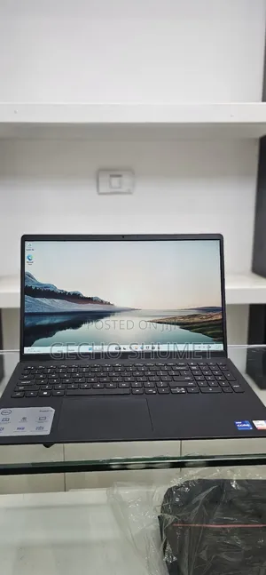 New Laptop Dell Inspiron 15 16GB Intel Core i7 SSD 512GB