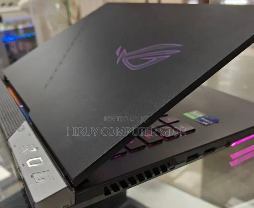 New Laptop Asus ROG Strix G15 16GB Intel Core i9 SSD 1T