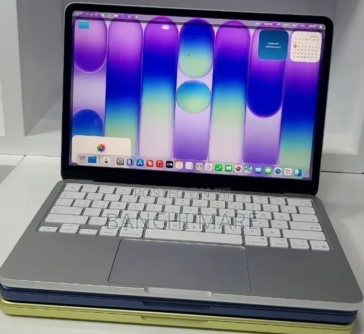New Laptop Apple MacBook Neo 2026 8GB Intel Core 5 SSD 256GB