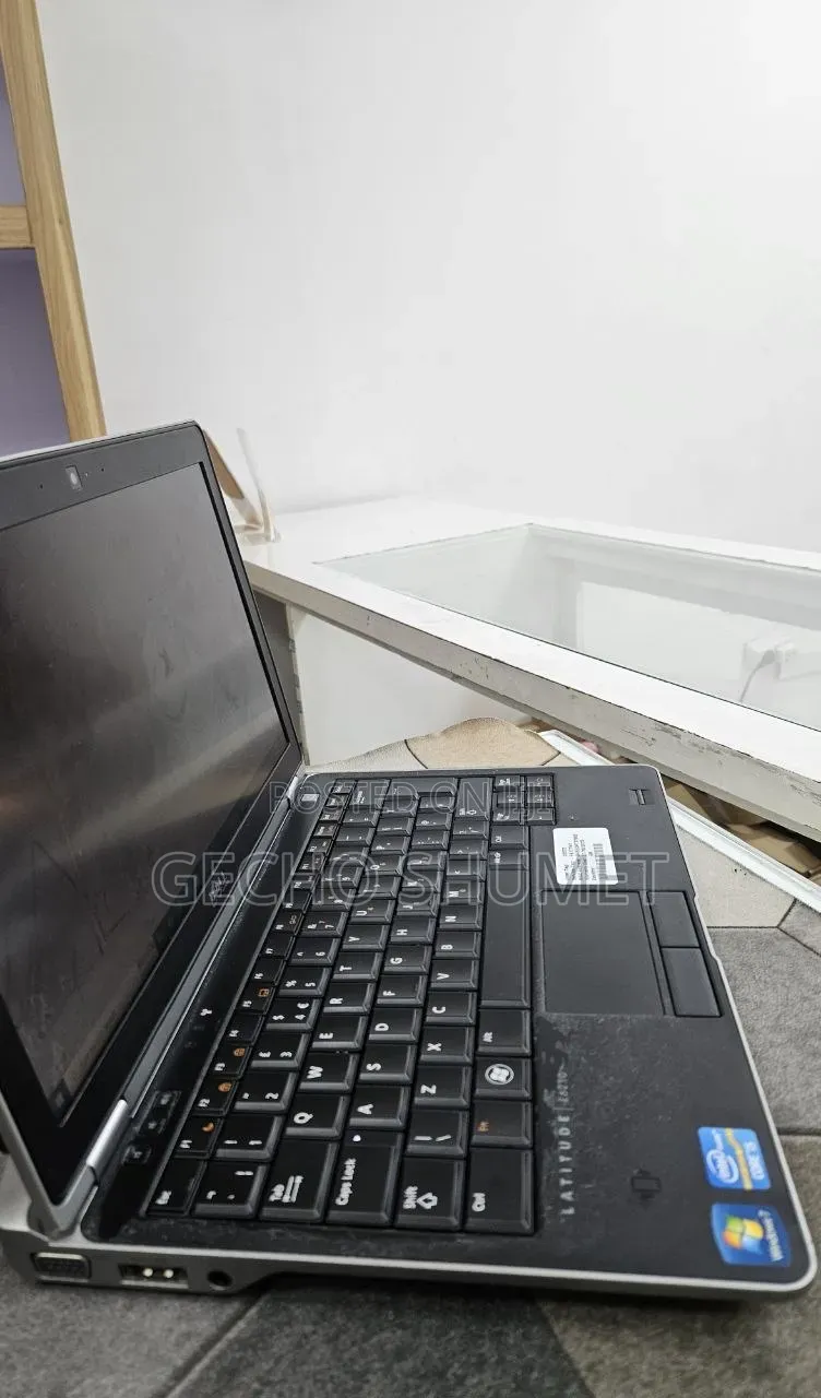 New Laptop Dell Latitude e6230 8GB Intel Core i5 SSD 128GB