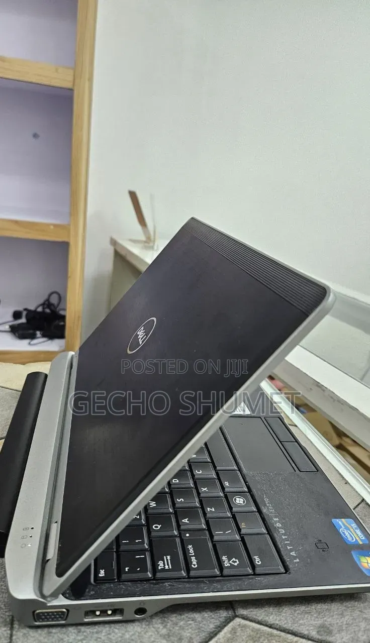 New Laptop Dell Latitude e6230 8GB Intel Core i5 SSD 128GB
