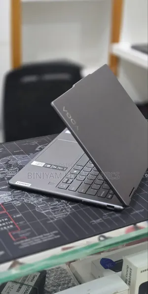 New Laptop Lenovo ThinkPad Yoga 16GB Intel Core Ultra 5 SSD 512GB
