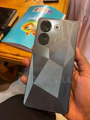 Tecno Camon 20 256 GB Blue
