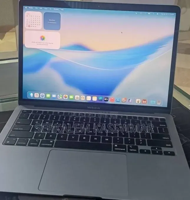 New Laptop Apple MacBook Air 2020 M1 8GB Apple M1 SSD 256GB
