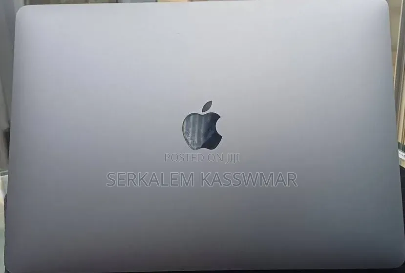 New Laptop Apple MacBook Air 2020 M1 8GB Apple M1 SSD 256GB