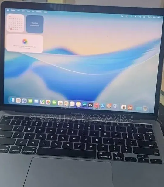 New Laptop Apple MacBook Air 2020 M1 8GB Apple M1 SSD 256GB
