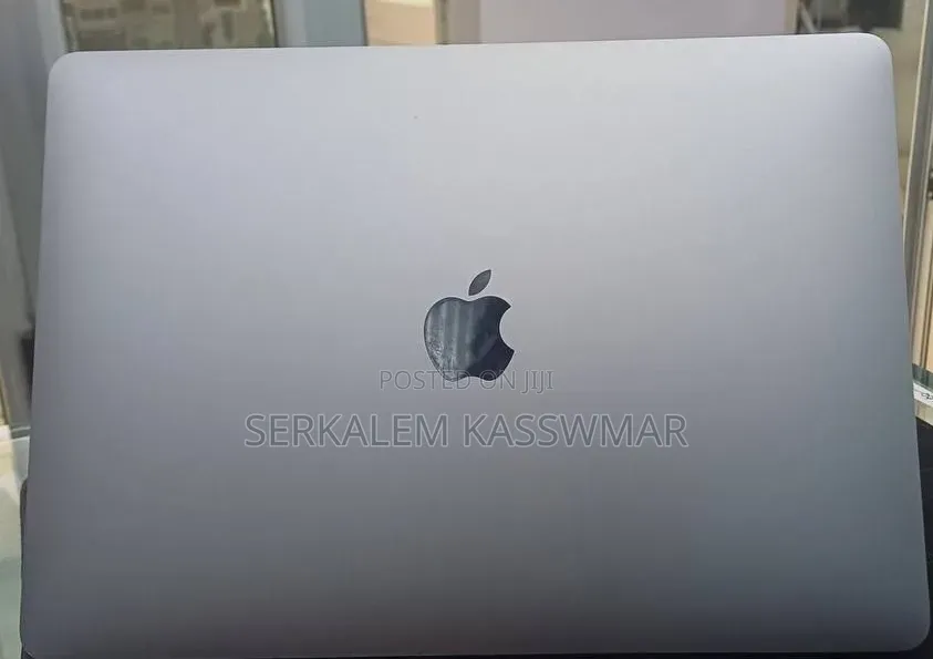 New Laptop Apple MacBook Air 2020 M1 8GB Apple M1 SSD 256GB
