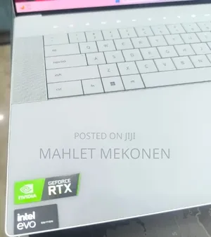New Laptop Dell XPS 15 16GB Intel Core Ultra 9 SSD 512GB