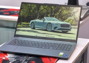 New Laptop Lenovo LOQ 15IRH8 8GB Intel Core i5 SSD 512GB
