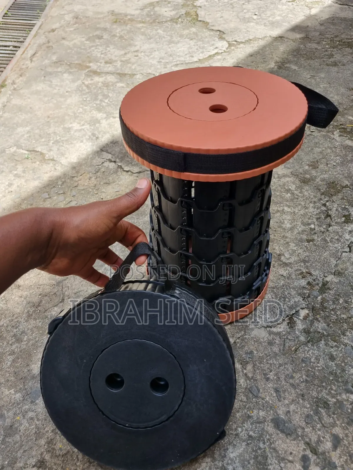 Retractable Stool
