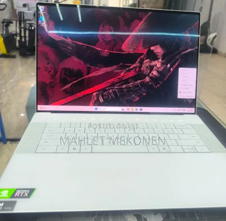 New Laptop Dell XPS 15 16GB Intel Core Ultra 9 SSD 512GB