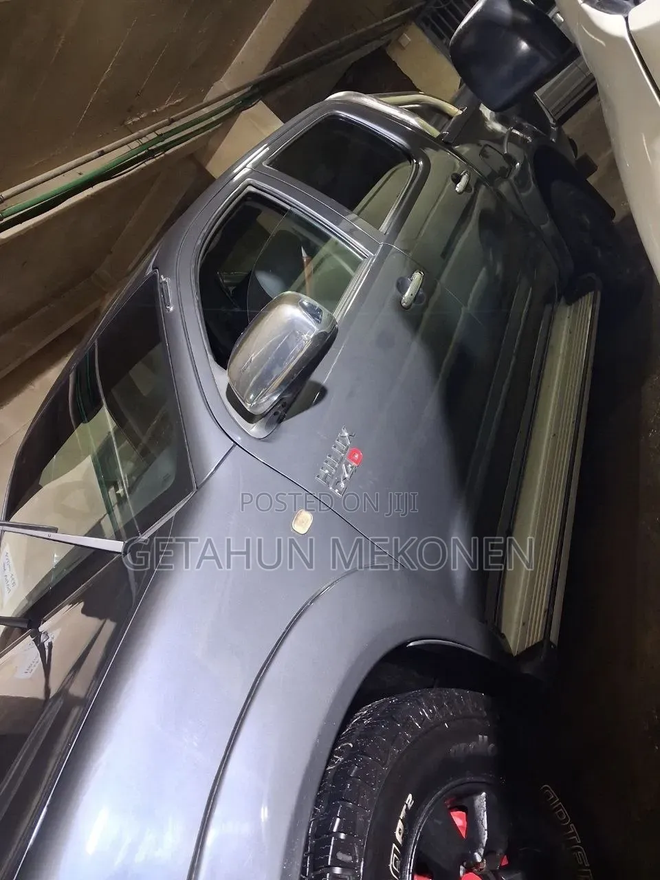 Toyota Hilux 2011 Gray