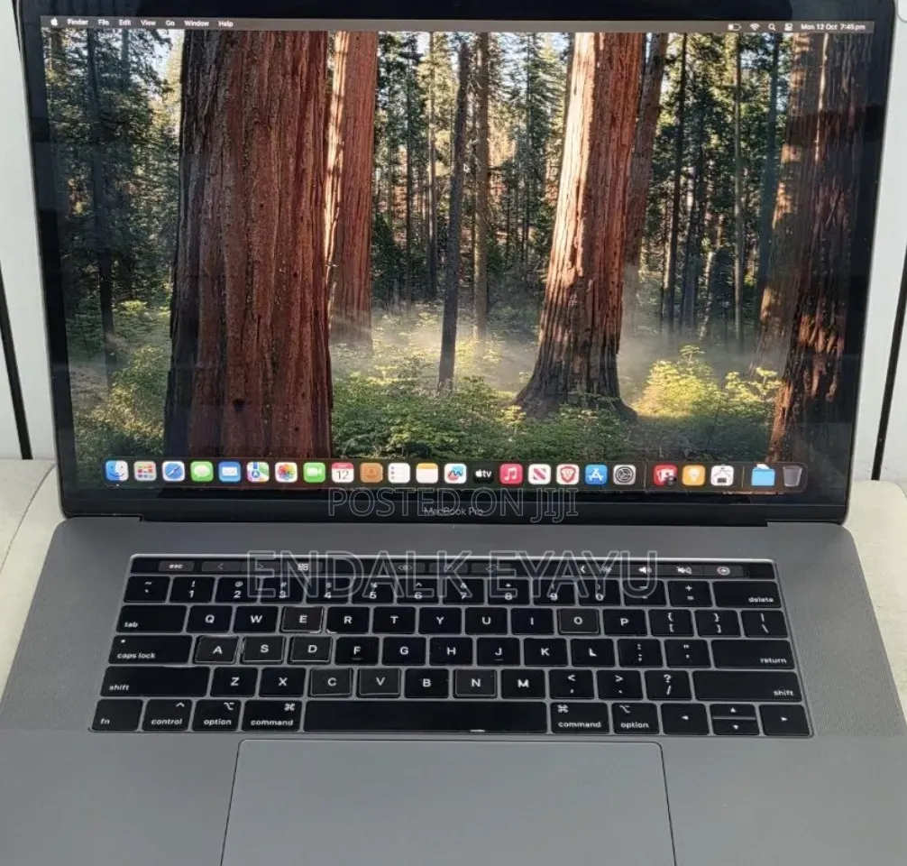 New Laptop Apple MacBook Pro 2019 16GB Intel Core i9 SSD 512GB