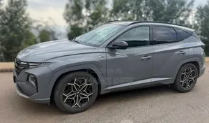 Car 2022 Gray
