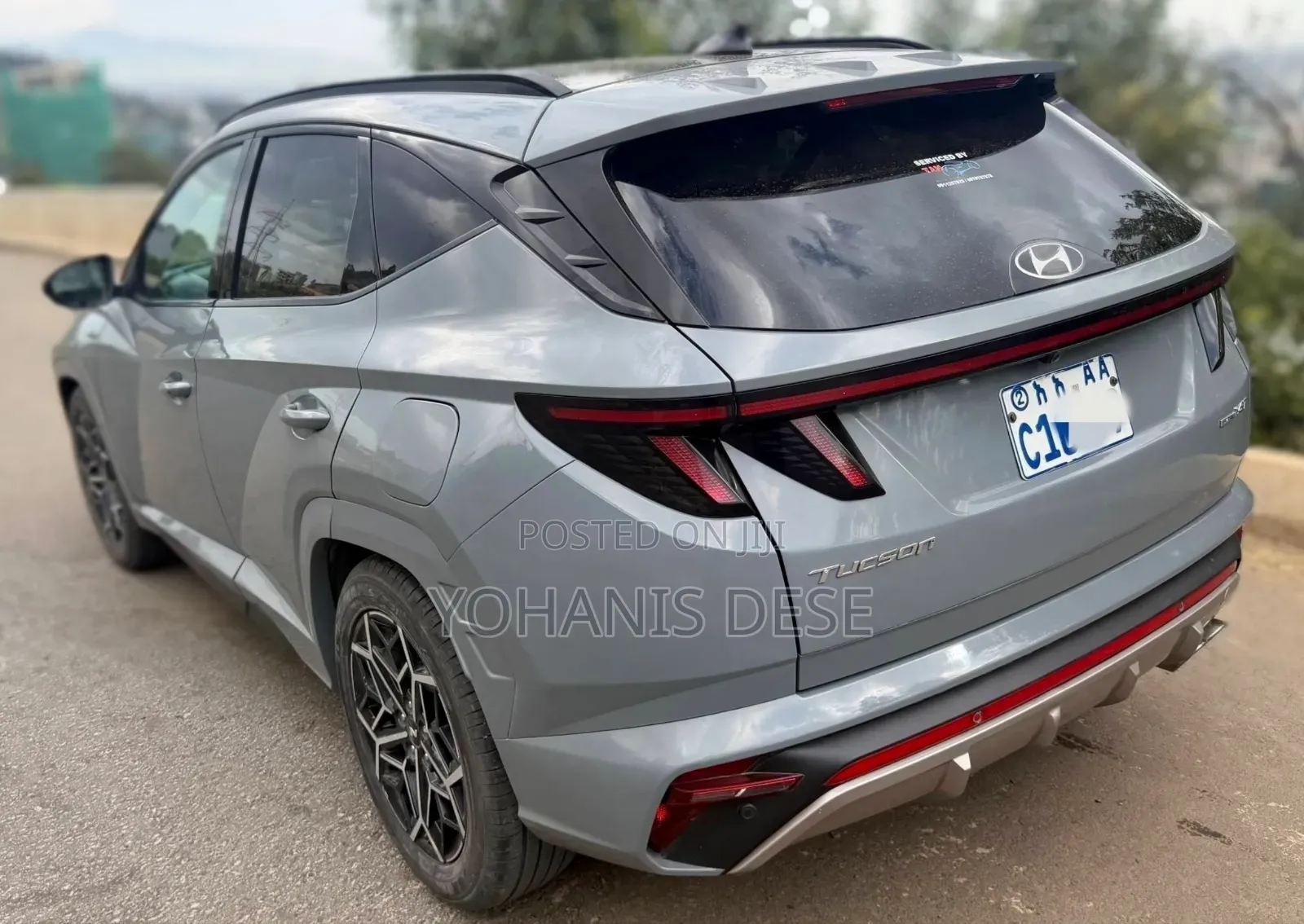 Car 2022 Gray