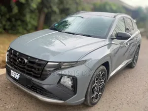 Car 2022 Gray