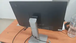 Dell Full HD 24"