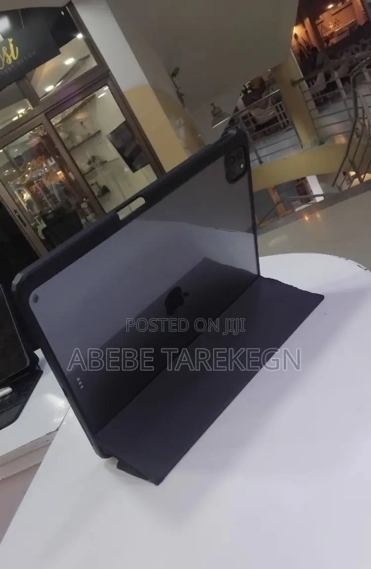 New Apple iPad 4 Wi-Fi + Cellular 1 TB