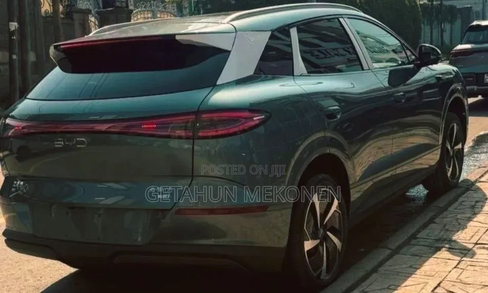 New BYD Sealion 06 EV 2026 Green