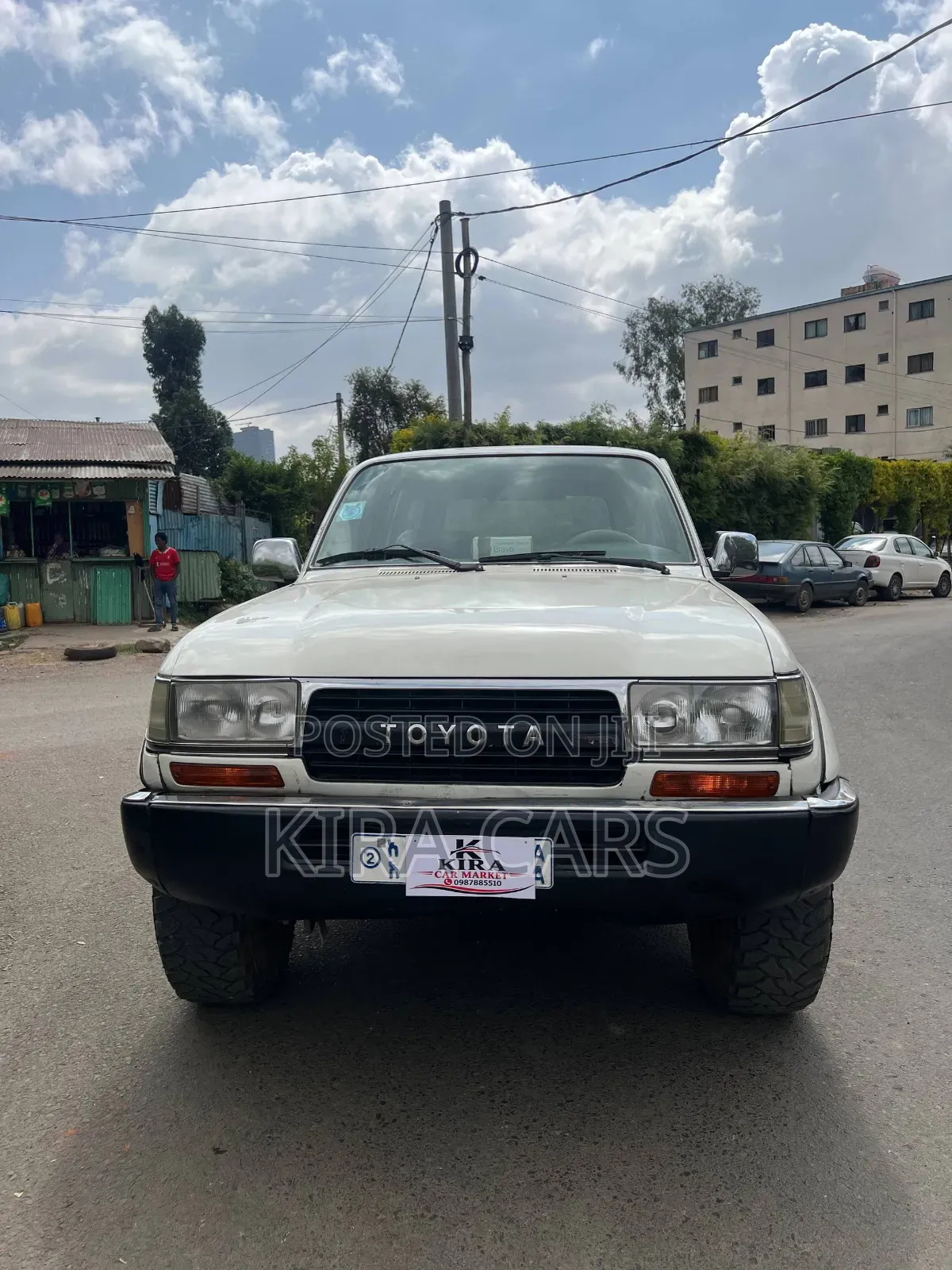 Toyota Land Cruiser 1995 White