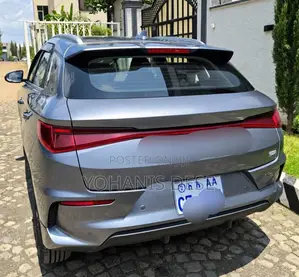 BYD E2 43 kWh 94 hp FWD 2025 Gray