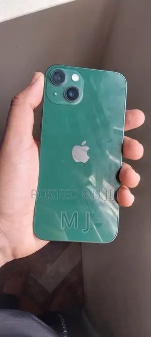 Apple iPhone 13 128 GB Green