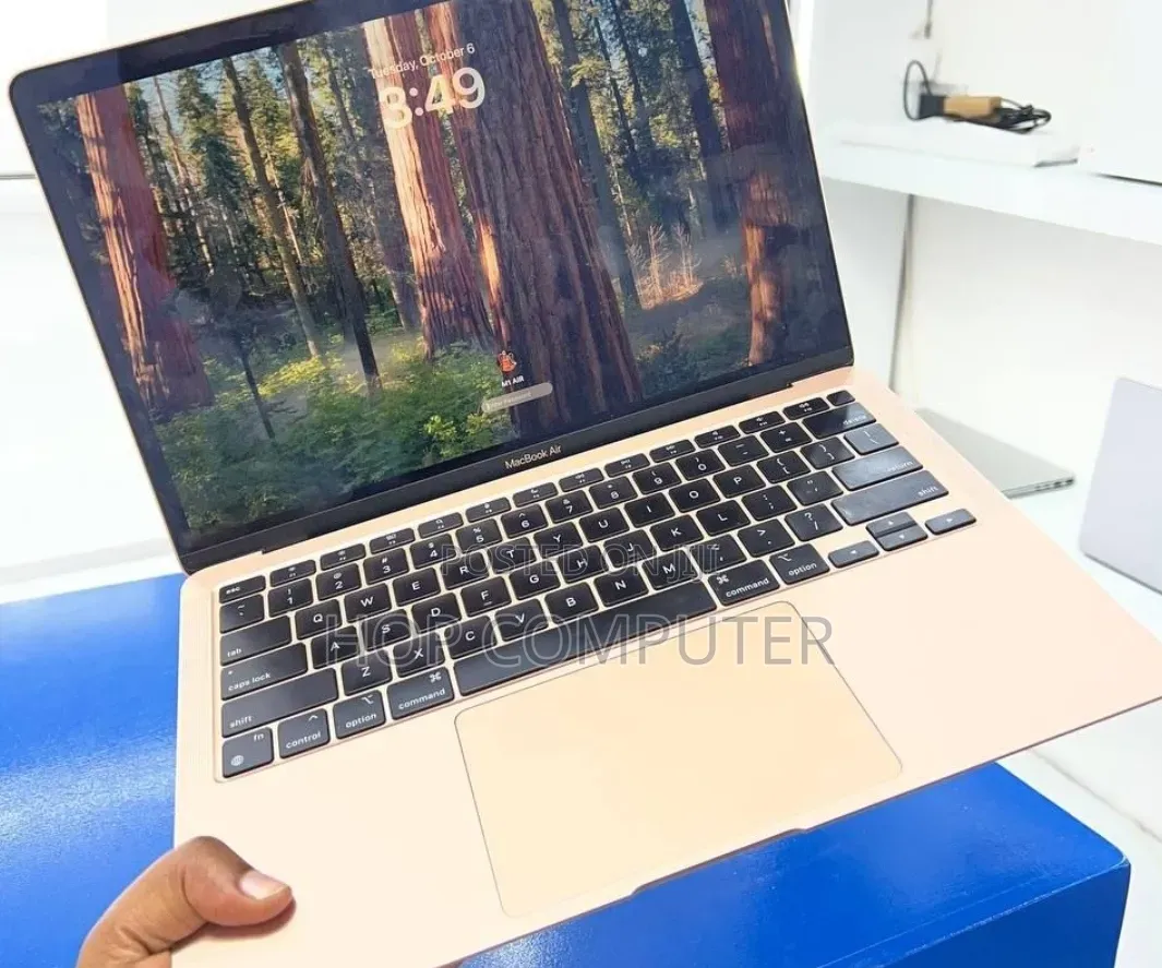 New Laptop Apple MacBook Air 2020 M1 8GB Apple M1 SSD 256GB