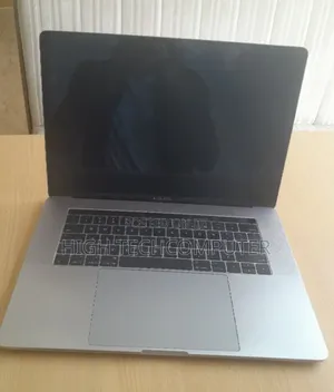 New Laptop Apple MacBook Pro 2016 16GB Intel Core i7 SSD 512GB