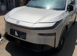 New Toyota bZ3 2025 Gold