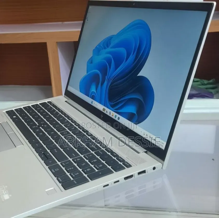 New Laptop HP 16GB Intel Core i7 SSD 512GB