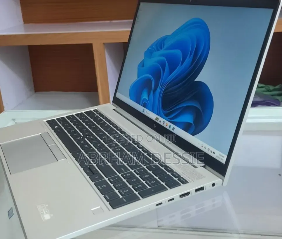 New Laptop HP 16GB Intel Core i7 SSD 512GB