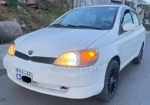 Toyota Platz 1.3 AWD 2001 White