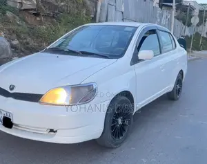 Toyota Platz 1.3 AWD 2001 White