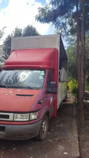 Iveco Daily Box Truck