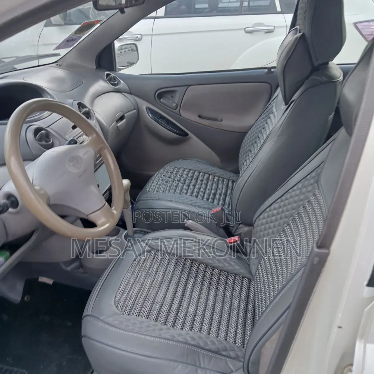 Toyota Platz 2001 Ivory