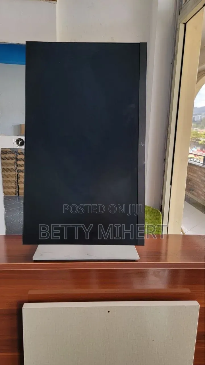 HP 24inch Frameless Monitor