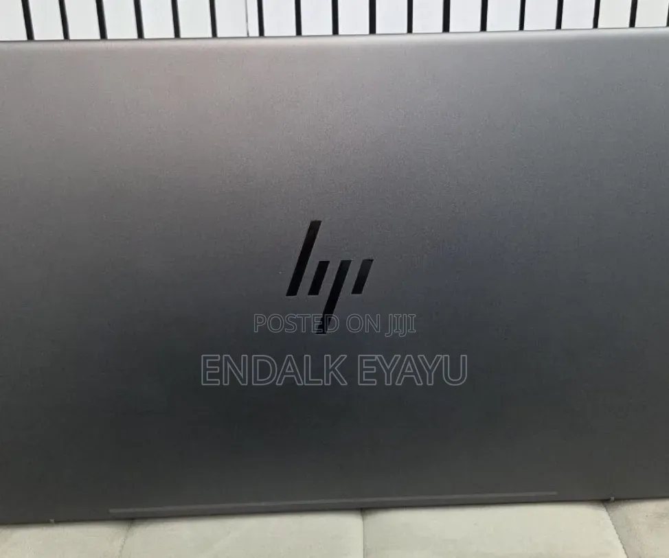 New Laptop HP Envy 17 16GB Intel Core Ultra 7 SSD 512GB