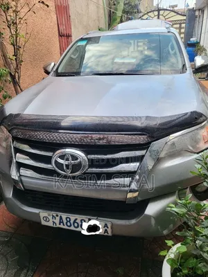 Toyota Fortuner 2.7 AWD 2017 Silver