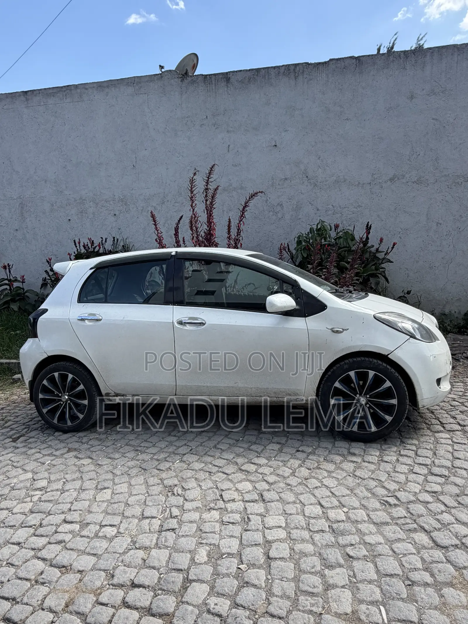 Toyota Yaris 1.3 VVT-i 2007 Ivory