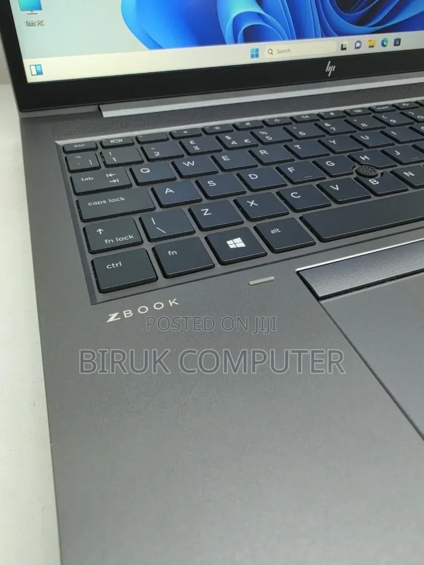 New Laptop HP ZBook 15 16GB Intel Core i7 SSD 512GB