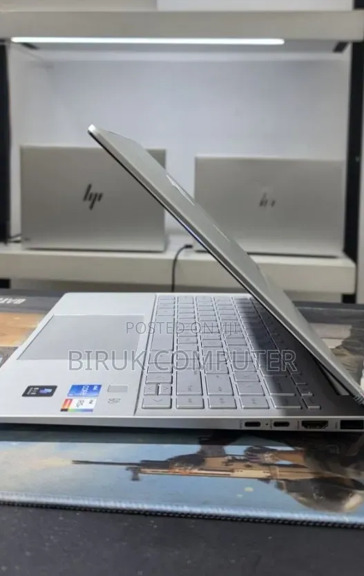 New Laptop HP ZBook 15 16GB Intel Core i7 SSD 512GB