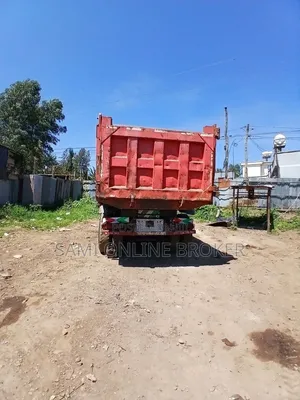 Sinotruk Howo 2017 Red