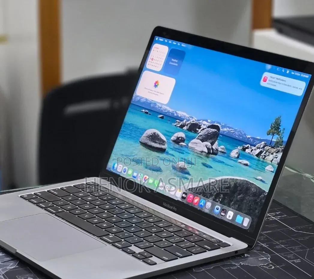 New Laptop Apple MacBook Air 2020 M1 16GB Apple M1 SSD 256GB