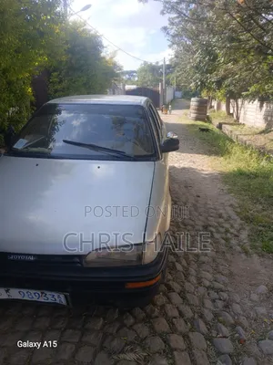 Toyota Corolla 1989 Silver
