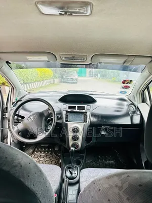 Toyota Yaris 2009 Silver