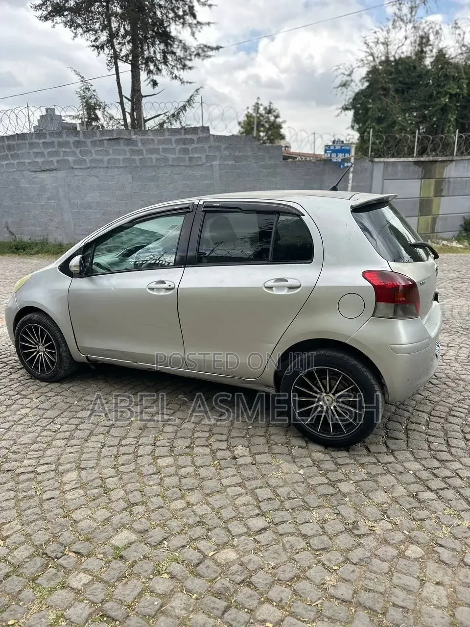 Toyota Yaris 2009 Silver